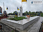 Гранітний пам'ятник воїну з хрестом та кольоровим портретом № П-187, фото 3