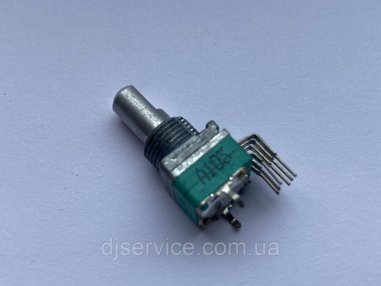 Потенціометр DELTA A10k 15 mm noMID для пультів, зв.карт PRESONUS