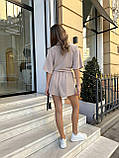 Бежевий жіночий літній прогулянковий костюм із жатого крепу: сорочка та шорти, фото 7