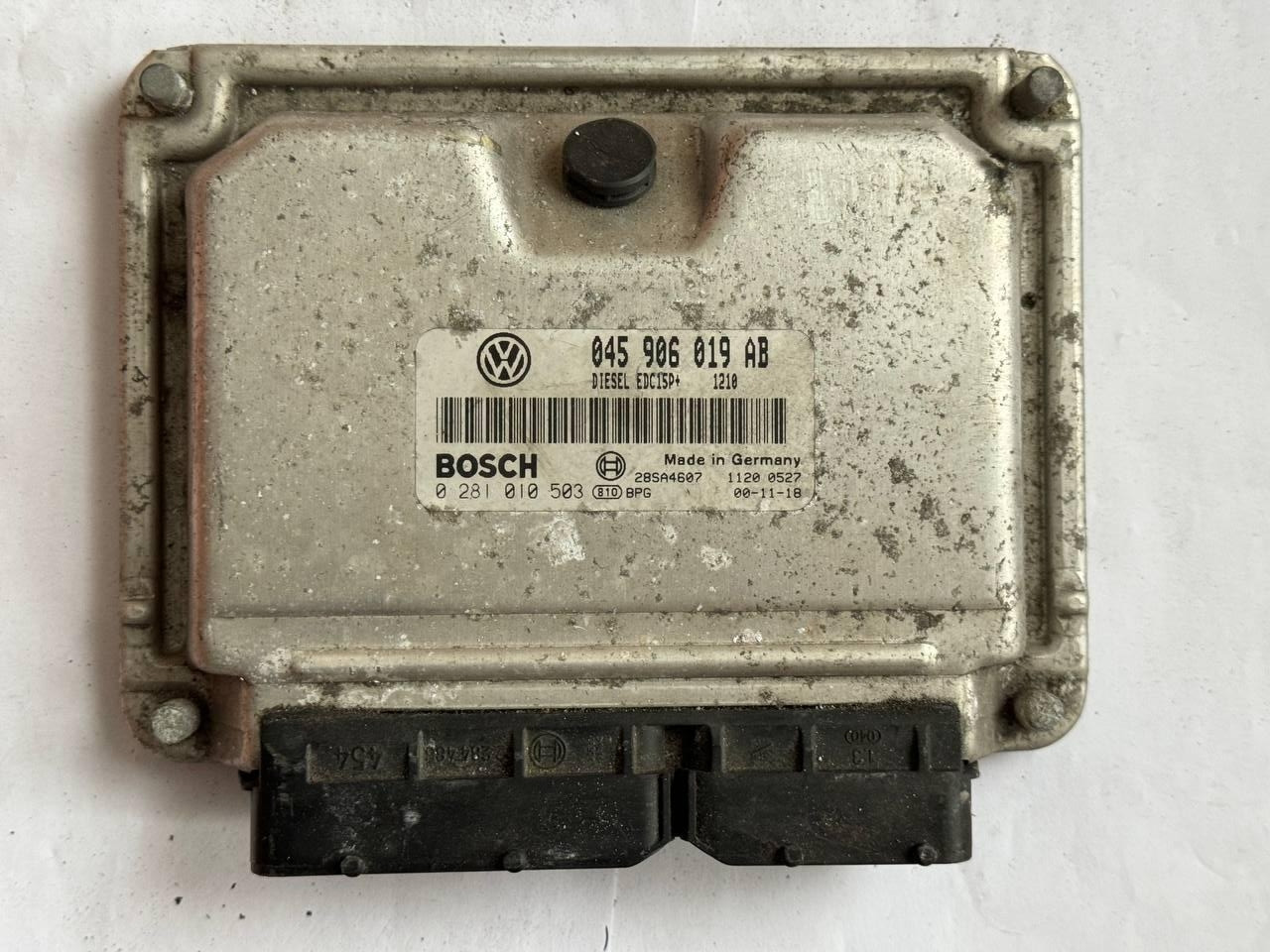 Електронний блок керування Volkswagen 045906019AB / 0 281 010 503 / 0281010503