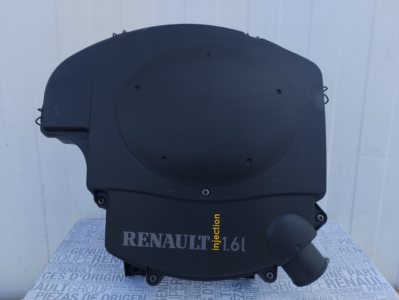 7700274106 Корпус повітряного фільтра 1.6 8V Renault Logan (2009-2012) Оригінал