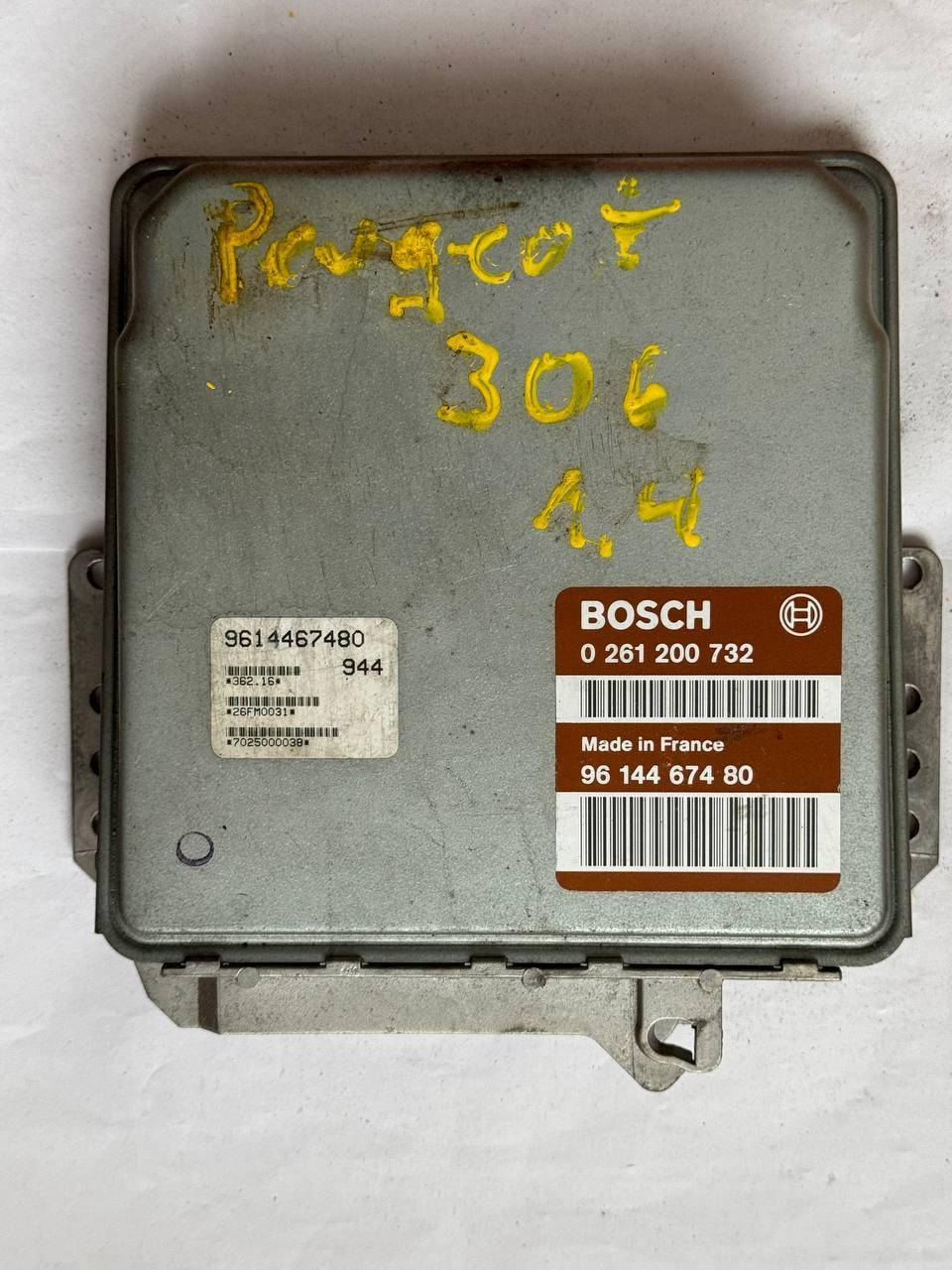 Електронний блок керування Peugeot 306 Bosch 0 261 200 732 / 0261200732 / 96 144 674 80 / 9614467480