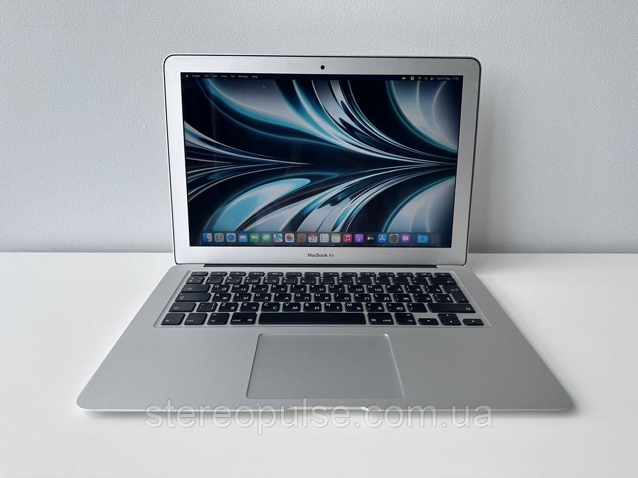 Apple MacBook Air A1466 (Early 2015): core i7 2.2GHz/ 8Gb DDR3/ 512Gb SSD