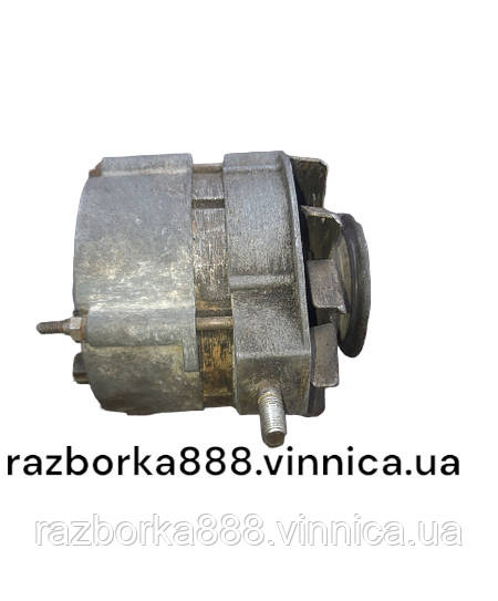 Генератор Ваз 2101 42 А ВАЗ 2101 2102 2103 2104 2105 2106 2107 2121 б у