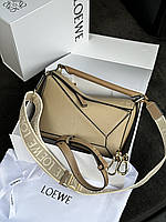 Loewe Small Puzzle Bag in Classic Calfskin Beige 25 x 16 x 10 см женские сумочки и клатчи хорошее качество