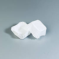 Бумажная форма для конфет или макаронс 40*40 (100 шт) Белая