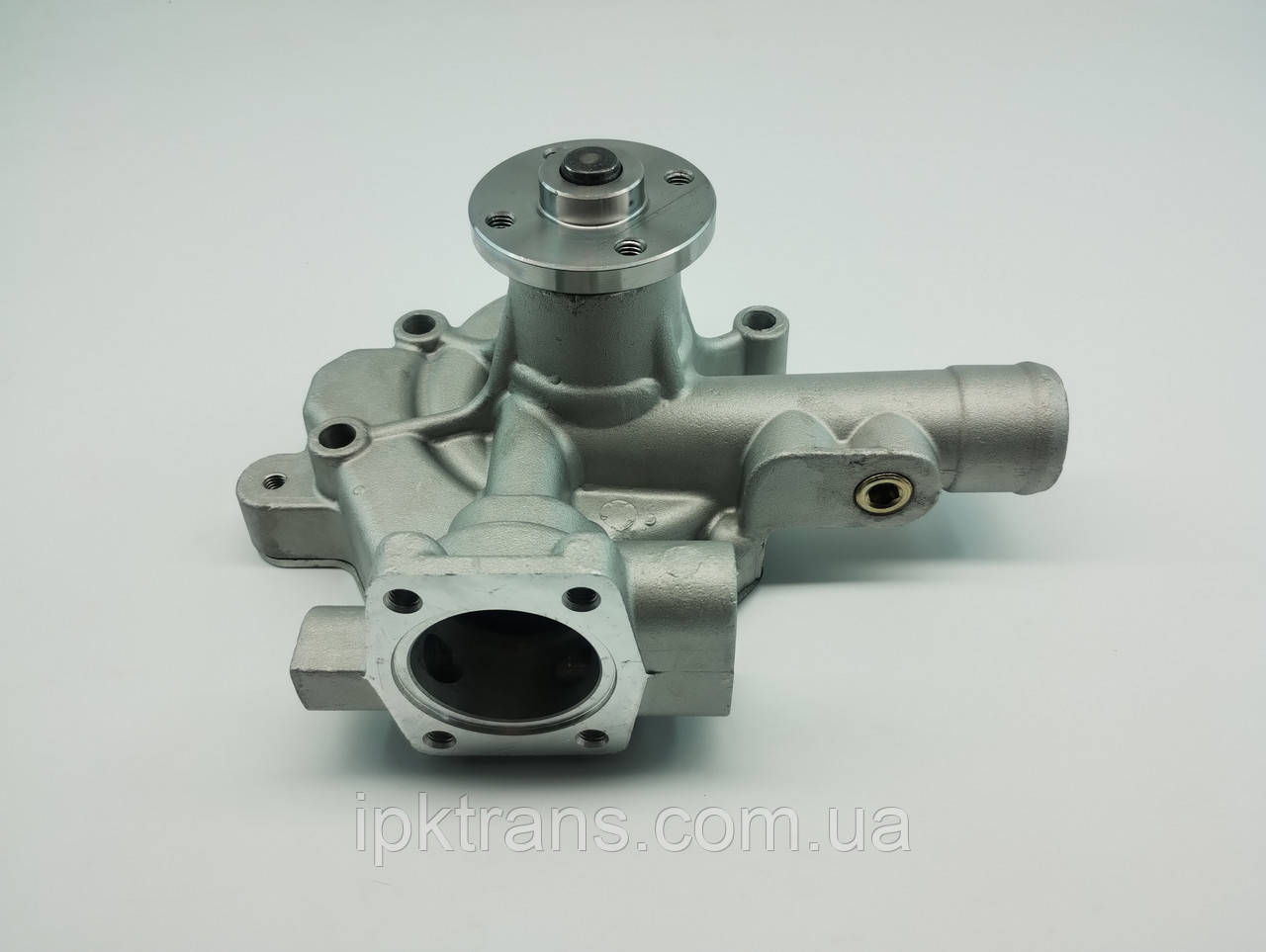 Насос водяний, помпа двигуна Yanmar 4TNE98 № YM12990042055, YM129900-42055, YM129900-42054