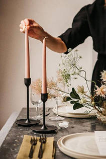 Свічки та підсвічники