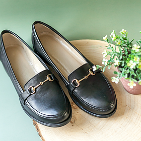 Класичні жіночі шкіряні  лофери чорного кольору “Style Shoes”