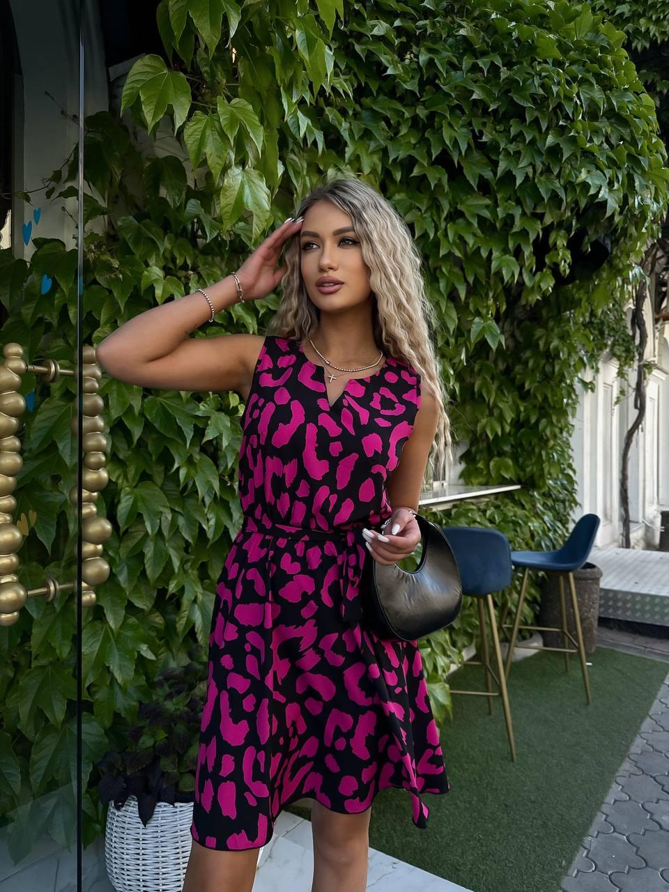 Коротке малинове літнє плаття-сарафан із софту з етнічним принтом, фото 1