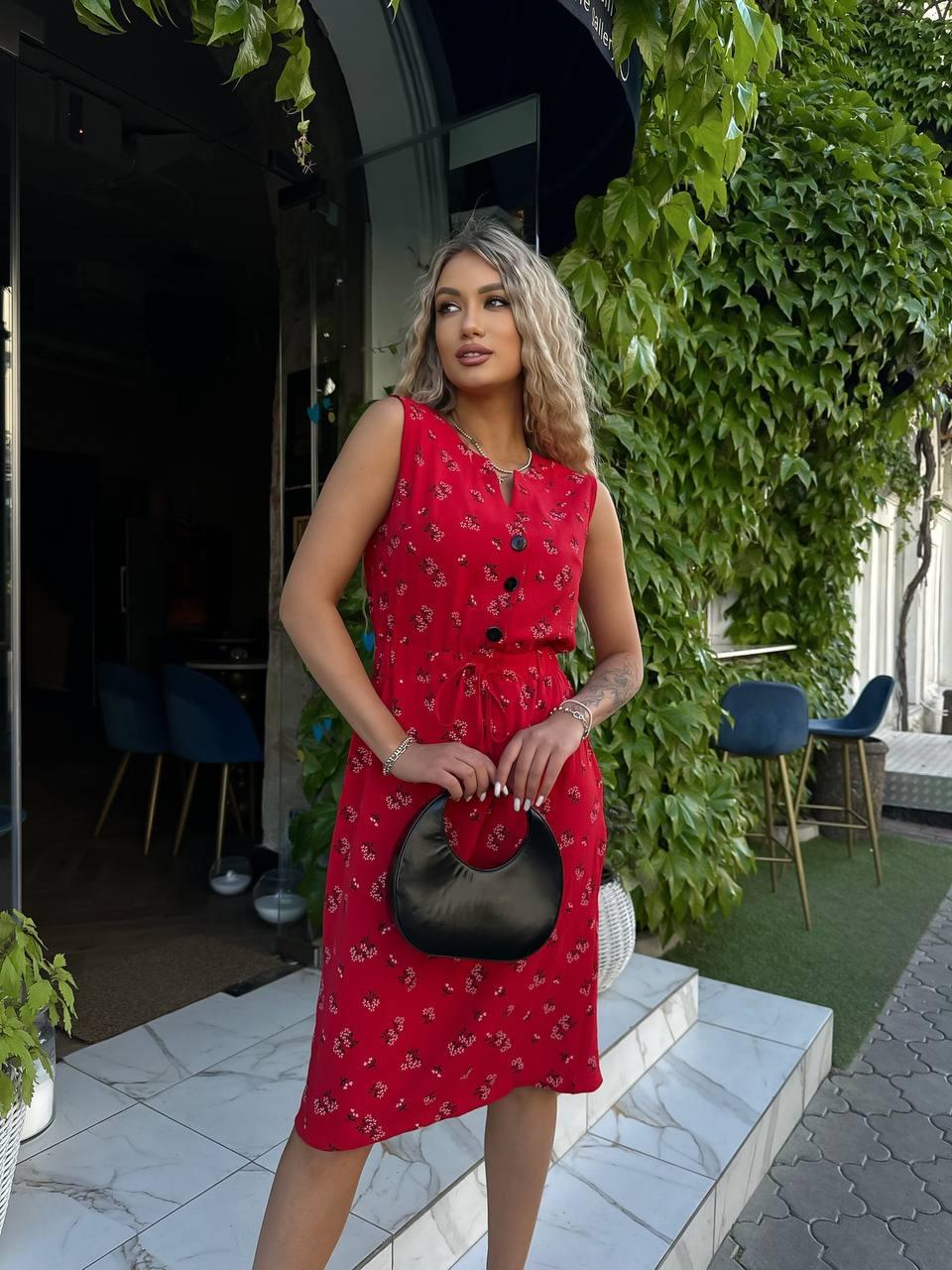 Червоне літнє плаття-сарафан з американського крепу з квітковим принтом, фото 1