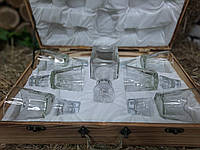 Подарочный набор стаканов и стопок для виски из 13 пердметов в деревянном кейсе