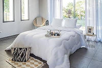 Всесезонное одеяло Blanrêve. Сделано во Франции - 220x240 см. Белое