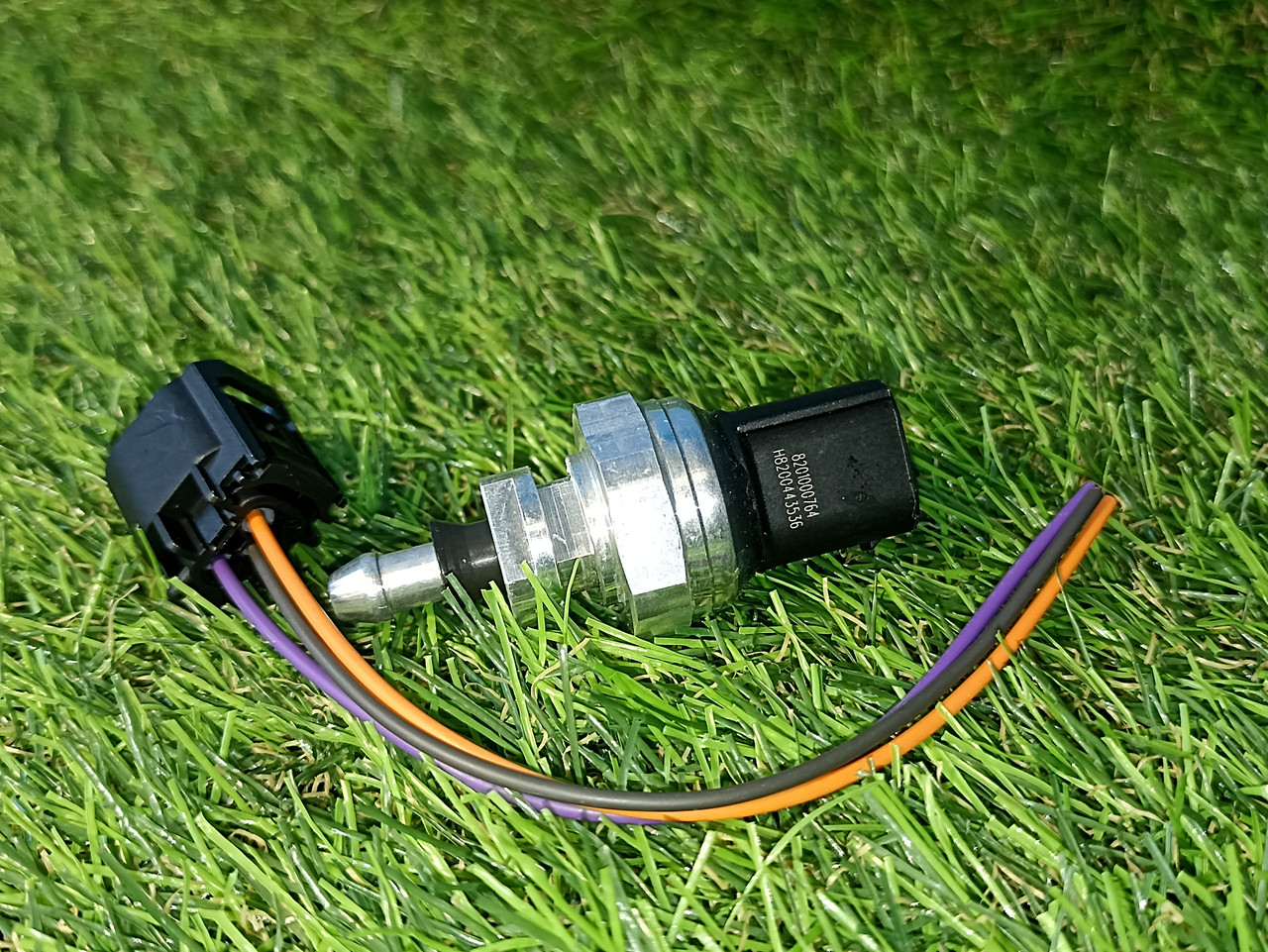 Датчик тиску вихлопних газів з фішкою Dacia Nissan Opel Renault 8200974421, H8200443536
