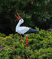 Садова фігура Лелеченя на металевих лапах (56х11х32 см), лелека в сад, садові фігури з полістоуну