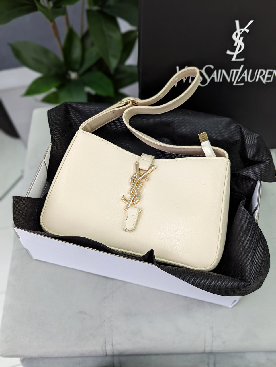 Жіноча сумка Yves Saint Laurent YSL Ів Сен Лоран молочна