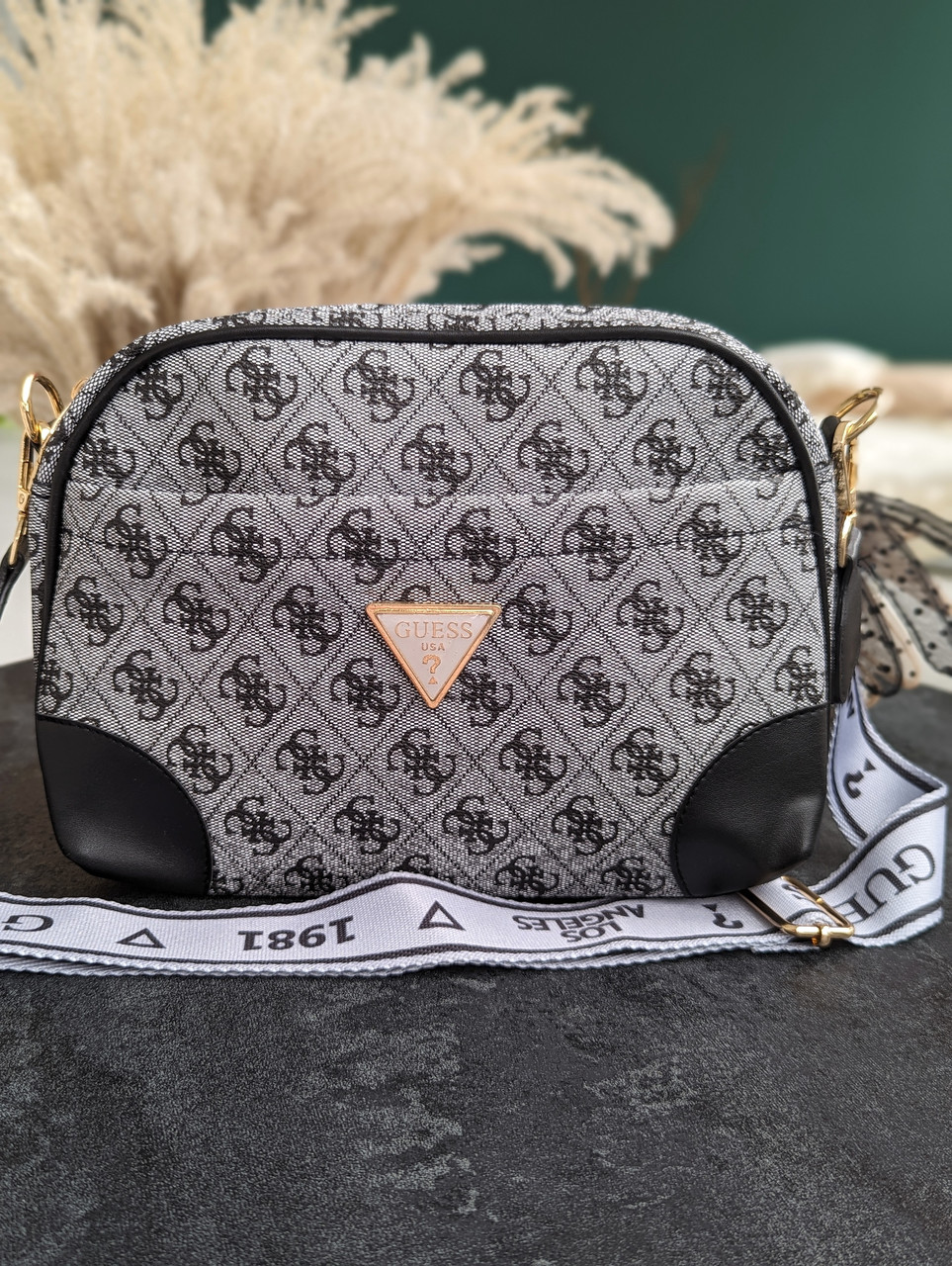 Сумка жіноча Guess сірий Гесс крос-боді