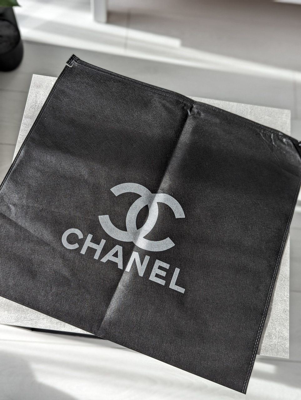 Фирменная упаковка пильник , чехол большой Chanel , упаковка на подарок. Подарочная брендовая упаковка Шанель