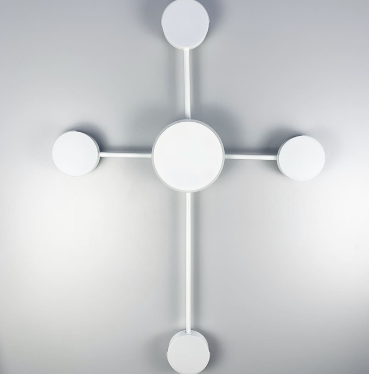 LED ЛЮСТРА-СУПУТНИК БІЛОГО/ ЧОРНОГО/ ЛАТУНЬ КОЛЬОРУ НА 4 ПЛАФОНА R 88/4, фото 1