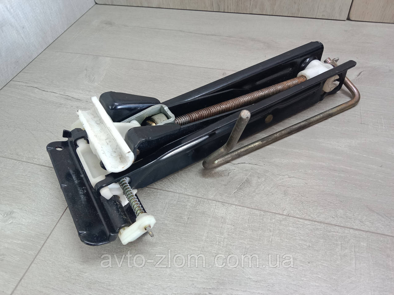 Домкрат Renault Laguna 2. Рено Лагуна 2. 8200002314., фото 1