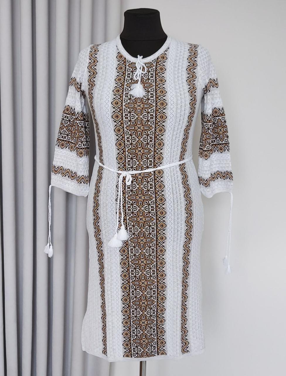 Плаття вишиванка з орнаментом бежевого кольору (з 48 по 66), фото 1