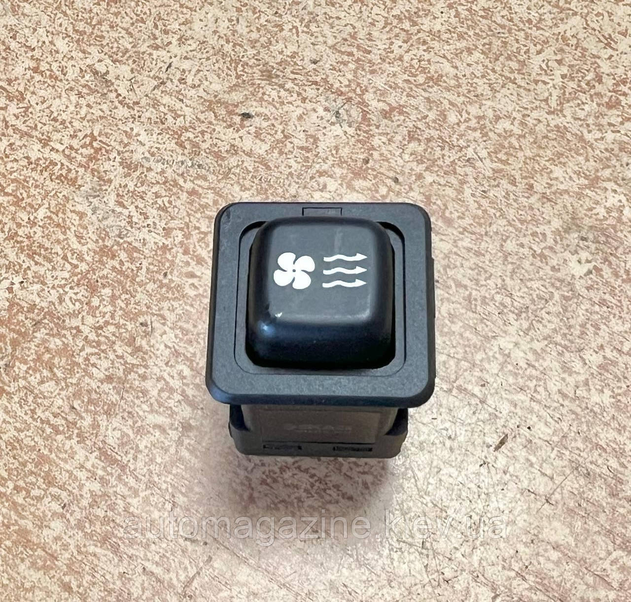 Вимикач (кнопка) обігрівача Газель, УАЗ (8 контактів), фото 1