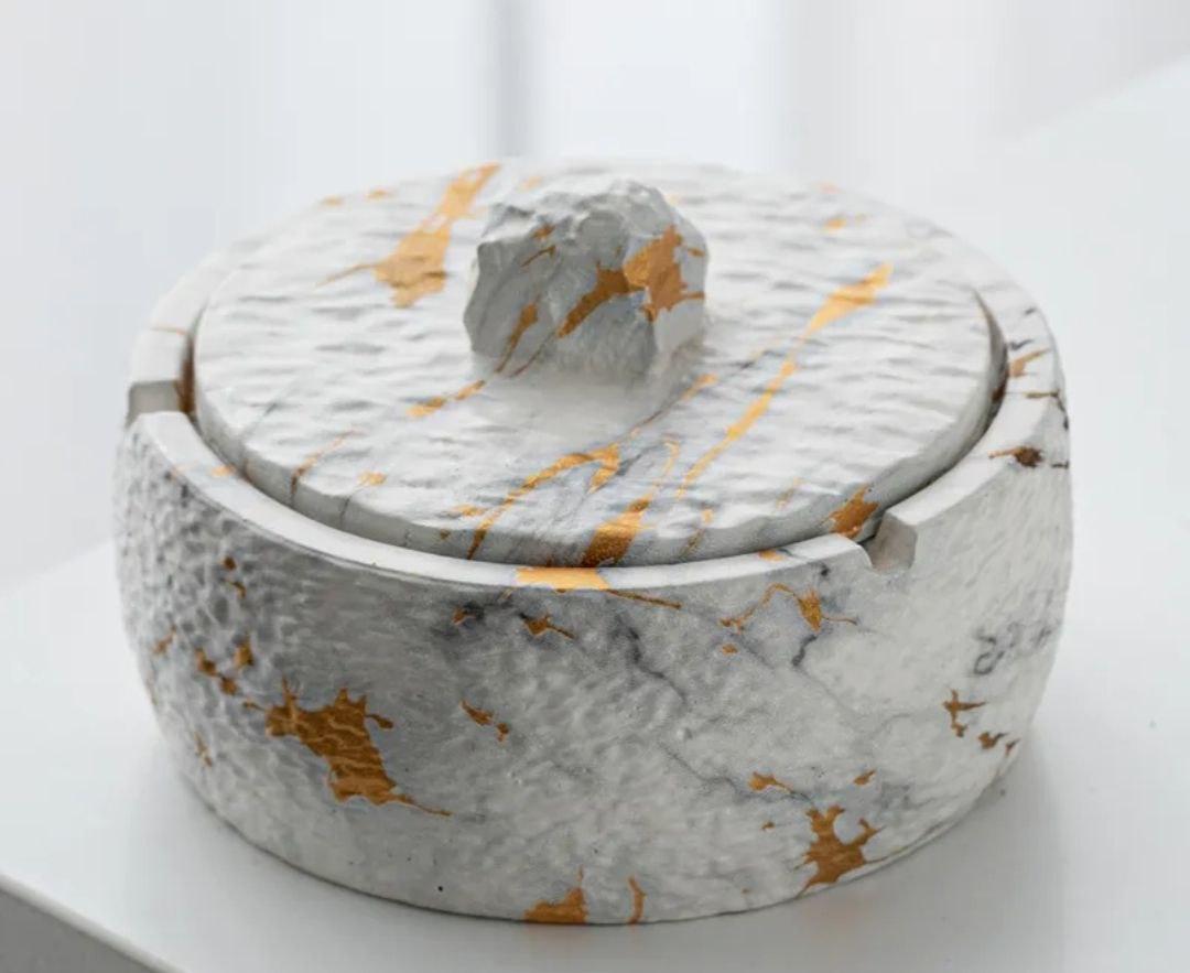 Попільничка керамічна сіра-з жовтою з кришкою