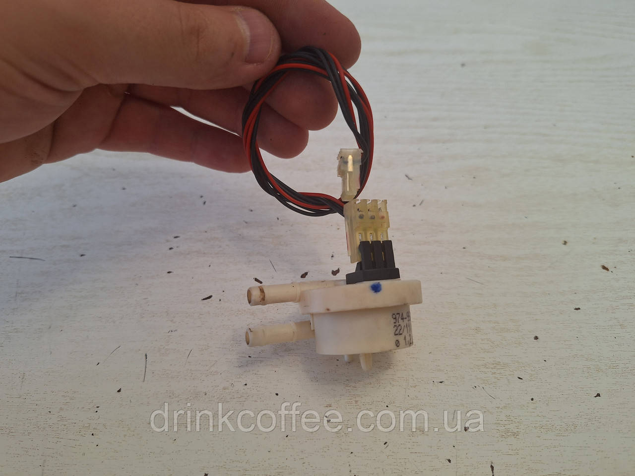 Лічильник води протоку води для кавомашини Delonghi ECAM 556.75.MS Primadonna Class б/у