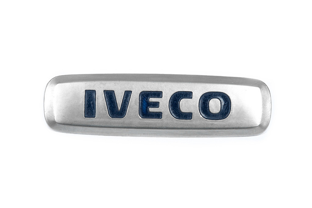 Шильдик алюмінієвий для килимків (1шт) для Тюнінг Iveco