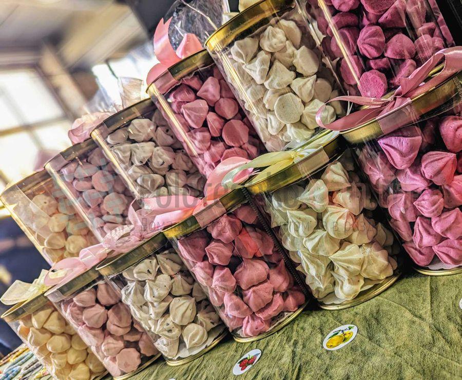 Пластиковий тубус для пакування фруктової пастіли
