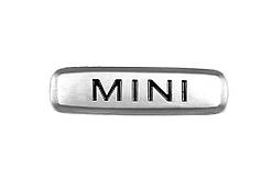 Шильдик алюмінієвий для килимків (1шт) для Тюнінг Mini