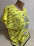 Жіноча стильна жовта футболка з коротким рукавом із красивим сріблястим принтом, фото 4