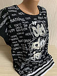 Жіноча стильна чорна футболка з коротким рукавом із красивим сріблястим принтом, фото 3