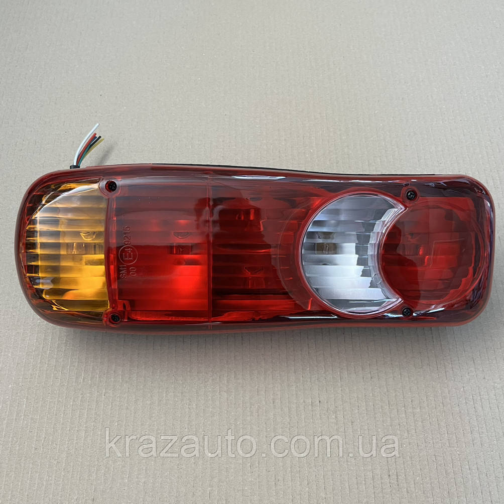 Ліхтар задній LH DAF XF — CF — LF (2002>) з підсвіткою номера TP 09-09-119L