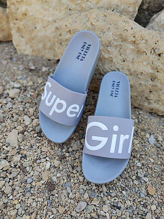 СІРІ Super Girl Grey на танкетці Шльопанці на платформі тапочки тапки жіночі пляжні, фото 1