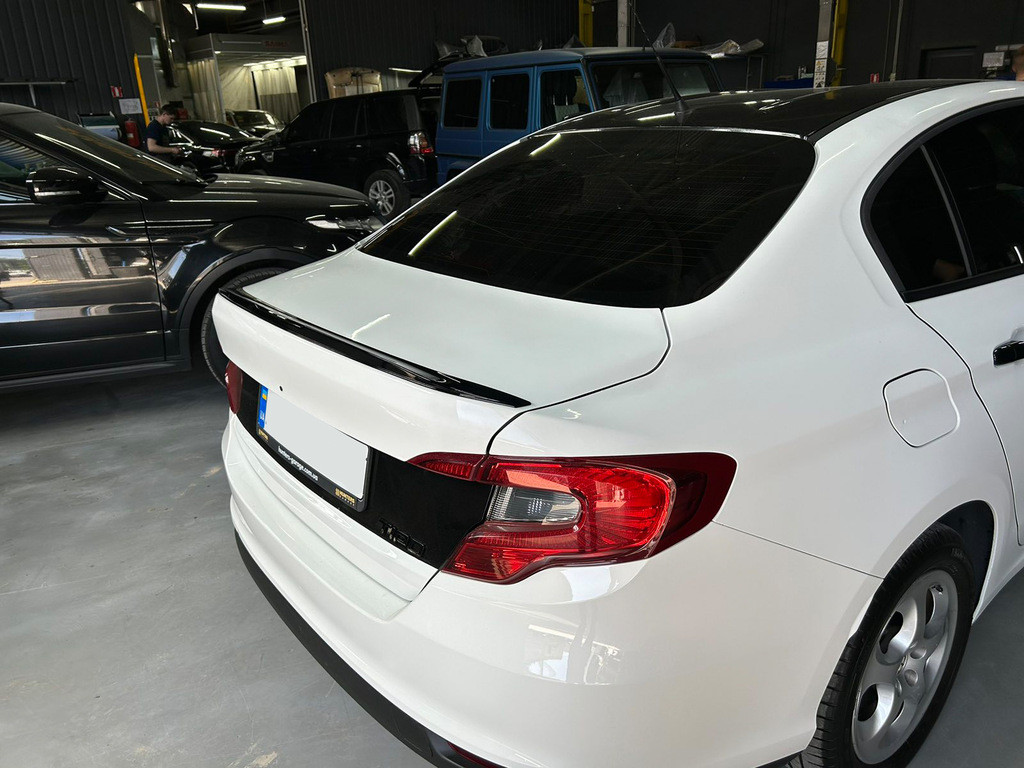 Спойлер, дефлектор багажника Fiat Egea/Tipo 2016-> (скотч) Sunplex