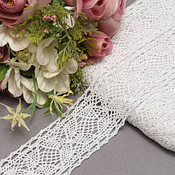 Бавовняне мереживо білого кольору шириною 4 см, метражем