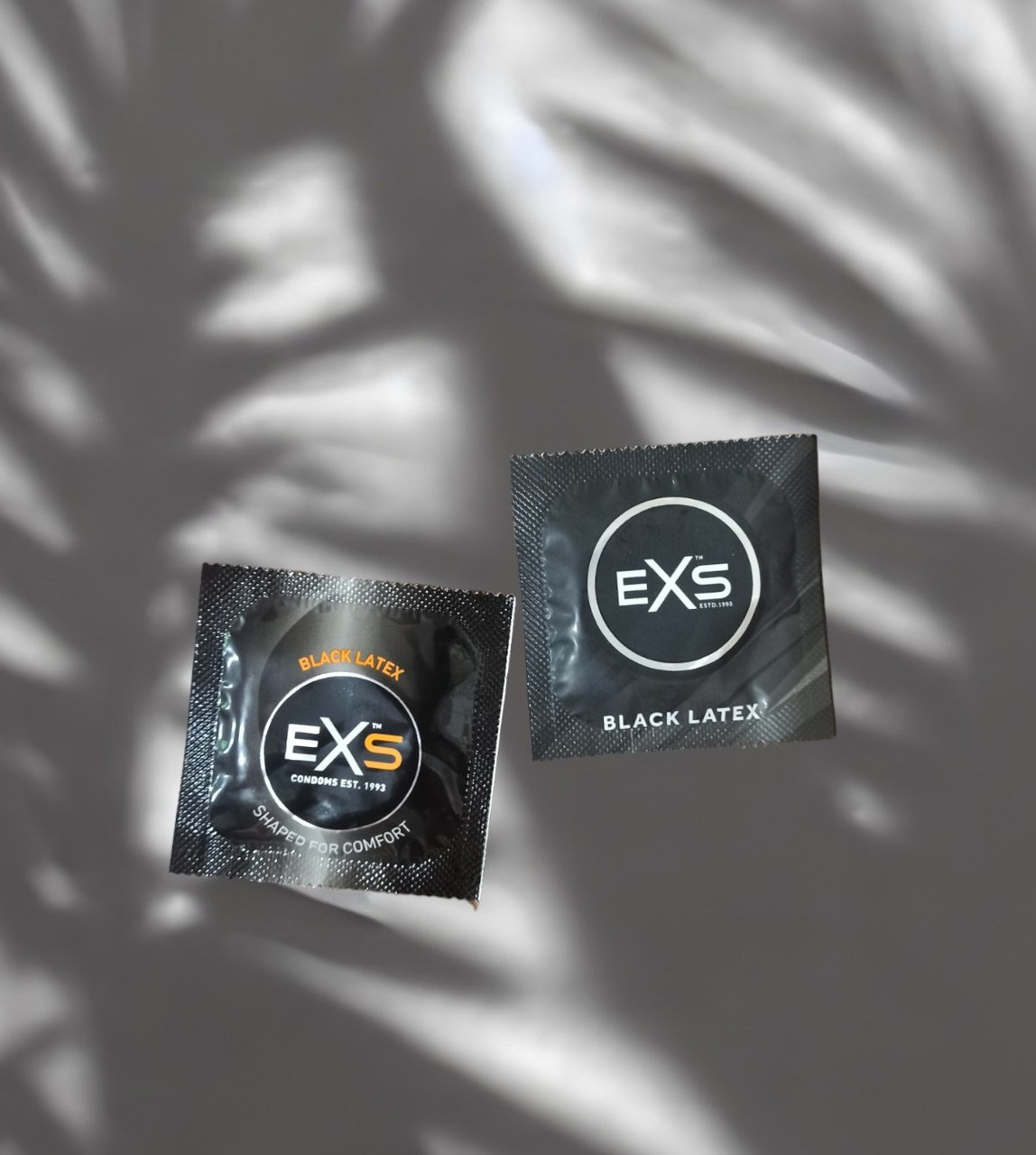 Презервативи EXS Black Latex Condoms (по 1шт) (упаковка може відрізнятися кольором та малюнком)
