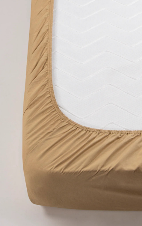 Простирадла на гумці з ранфорс натяжні 180х200 з наволочками, простирадло на резинці однотонна бавовняне Бежевий, фото 1