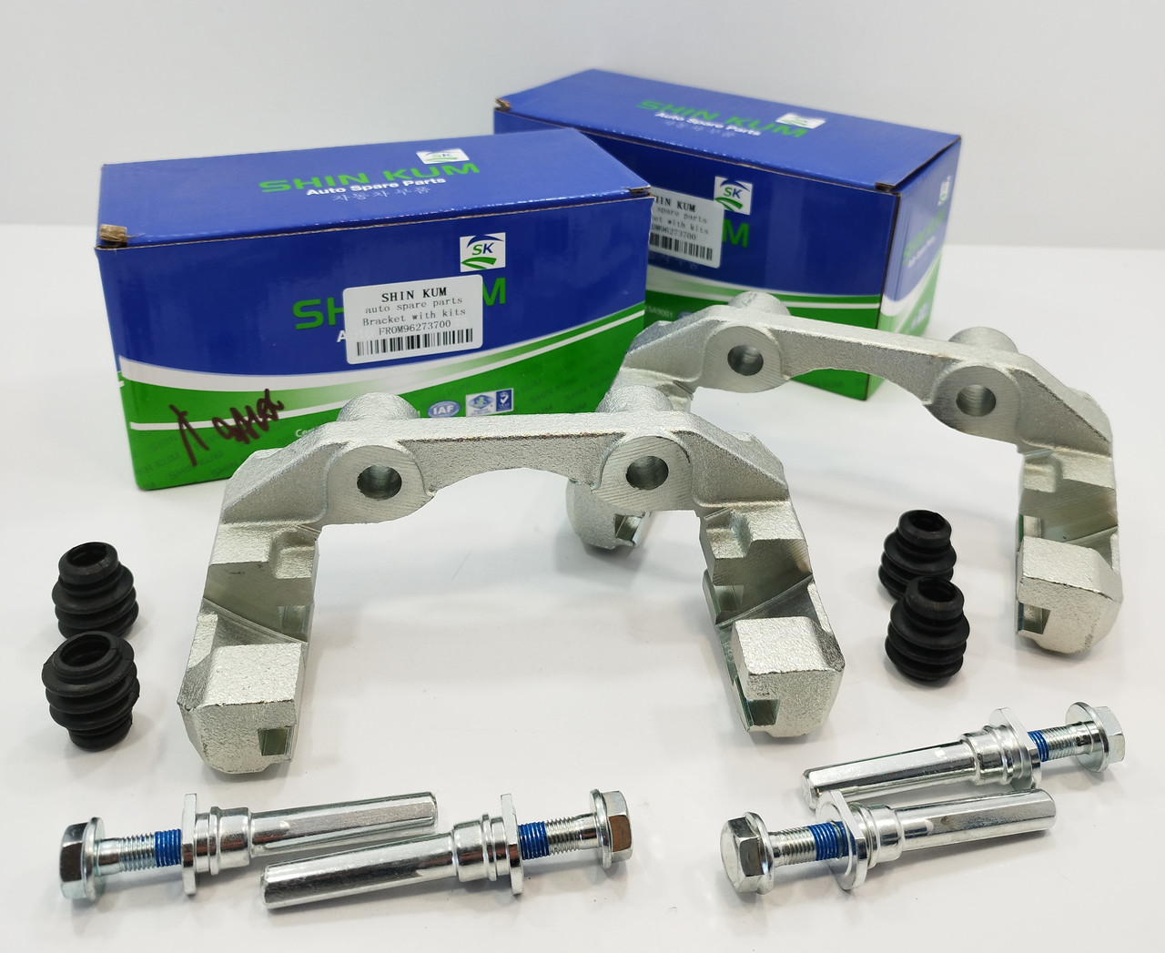 Скоби переднього супорту (к-т 2 шт.) Ланос 1,5 ShinKum Корея, фото 1