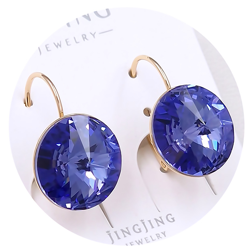 Сережки XР. Позолота 18К. Камені: Swarovski бузкового кольору. Довжина: 22 мм. Ширина: 14 мм.