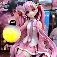 Хацуне Міку Сакура 