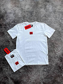 Літня чоловіча футболка HUGO White Хьюго біла футболка Туреччина червоне лого на грудях нашивка