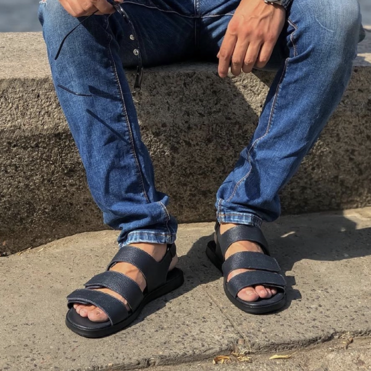 Чоловічі сандалі на липучках синього кольору "Style Shoes"