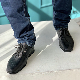 Туфлі чоловічі з перфорацією чорного кольору «Style Shoes»