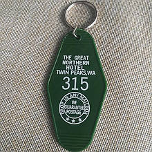 Оригінальний подарунок готельний брелок номер 315 Твін Пікс