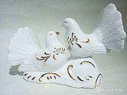 Керамічна статуетка голуби білі Весільний декор голуби пара Фігурка фарфорова два голуба