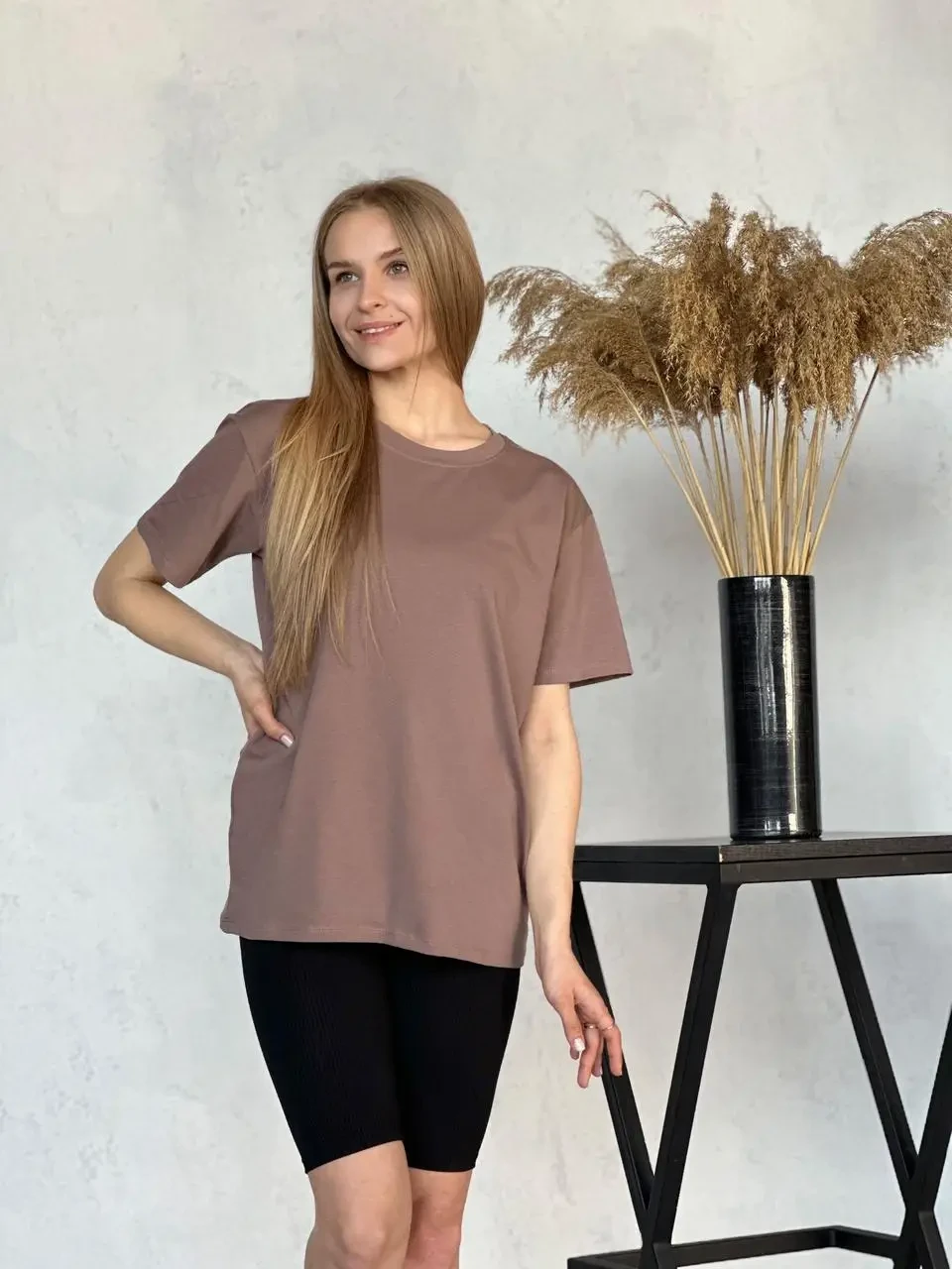 Спортивний жіночий літній комплект з футболки та велосипедів, фото 1