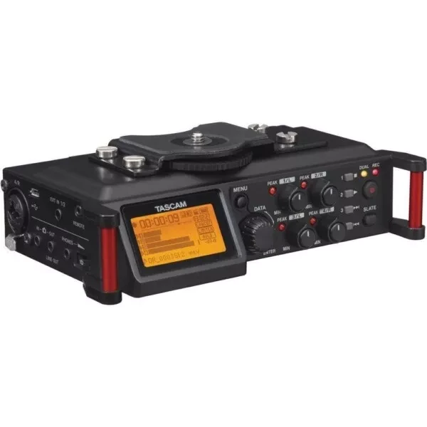 Аудіорекордер Tascam DR-70D