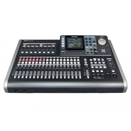 Рекордер Tascam DP-24SD, фото 1